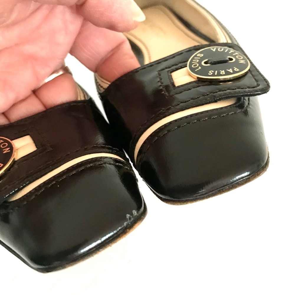 Authentic Louis Vuitton shoes/ flats - Picture 5 of 16